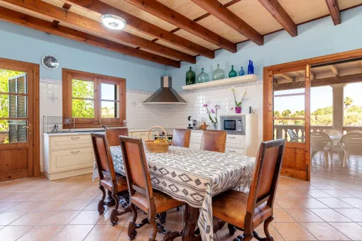 Lloret de Vistalegre, spacious finca in traditional style — photo 8