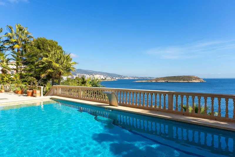Detached House in Calvià, Province of Balearic Islands — photo 1