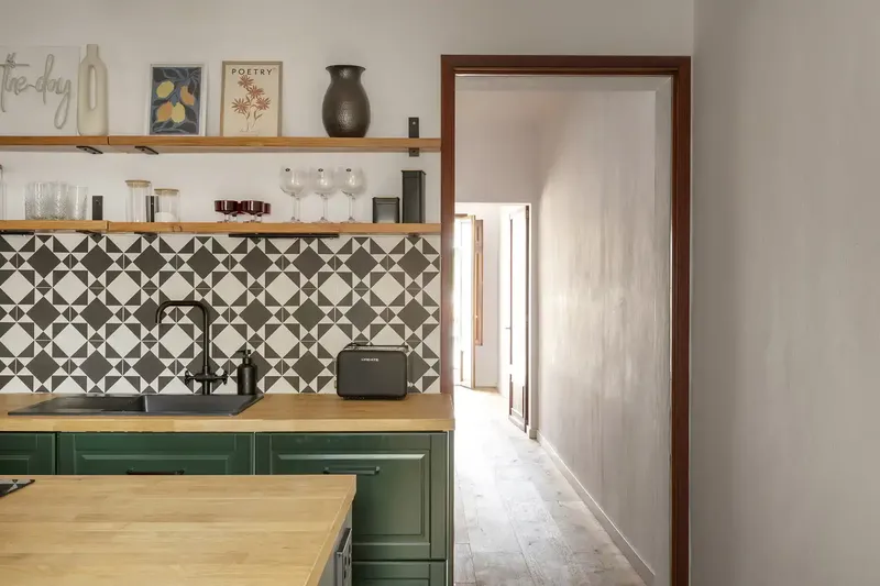 Piso en el centro se Felanitx para alquilar, reformado completamente en el 2022. Dispone de 2 habitaciones, 1 baño, salón con balcón, y una  — photo 2