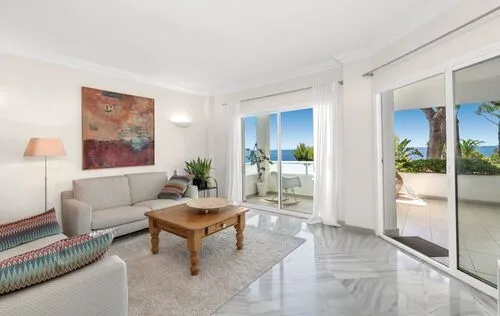 3 Bedrooms in Port Adriano — photo 6