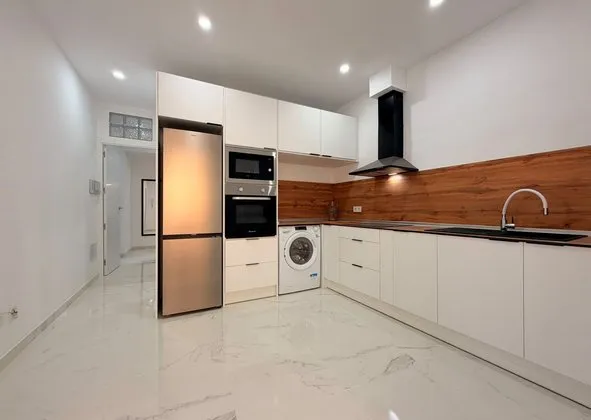 Flat / apartment in Calle del Bastió d'en Berard, 12, La Calatrava, Palma de Mallorca — photo 1