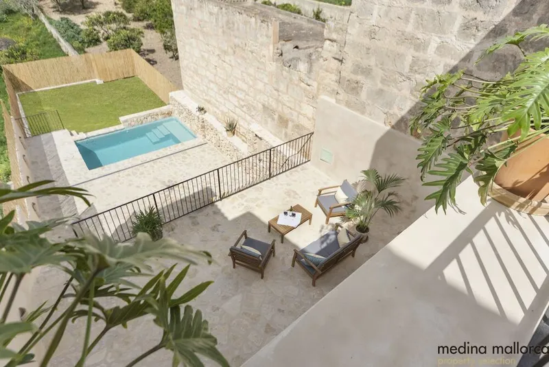 Cozy village house in Costitx — photo 1