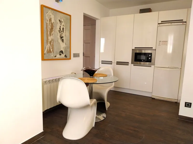 Palma Old Town: Renovated apartment with private terrace and optional underground parking space — photo 10