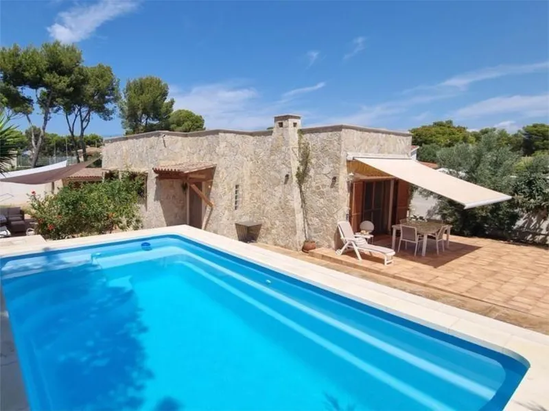 Detached Villa in Calvià — photo 1