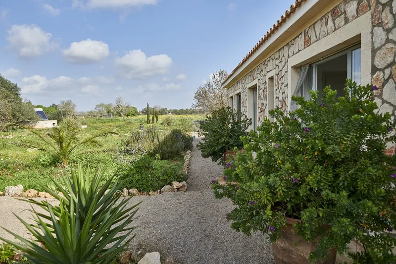 Newly Built Finca on one level with Magnificent Views in Porreres — photo 5