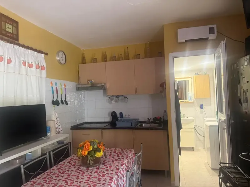 We present this practical and cozy studio of 22 m² built, located in the Virgen de Lluc area, Palma, a convenient location, well — photo 8