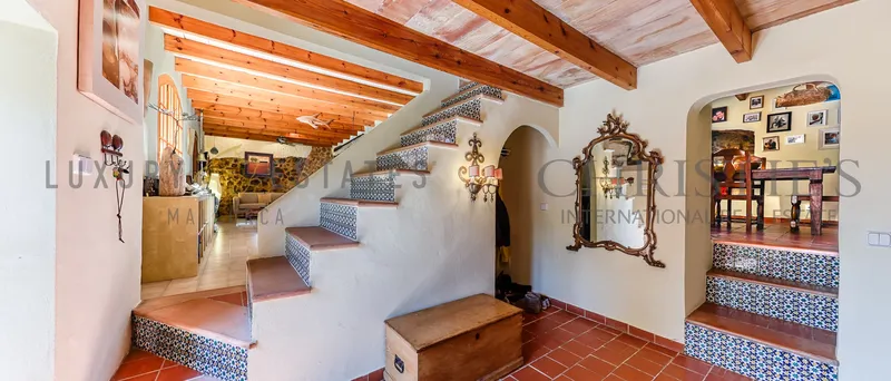 Traditional village house in Andratx with panoramic views as far as the port of Port Andratx — photo 4