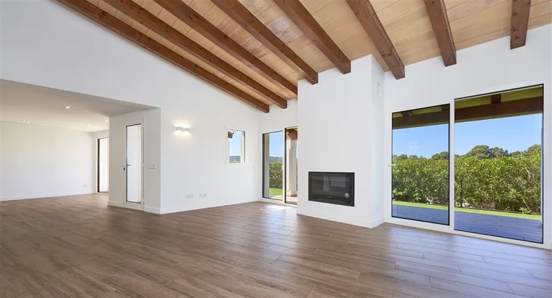 Villa as good as new in golf course residential complex Santa Ponsa — photo 3