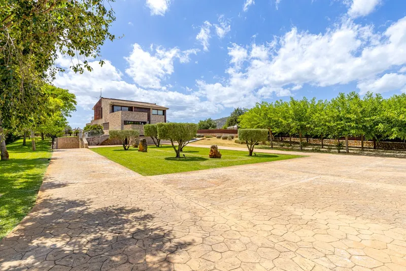 Finca in Lloseta - Mediterranean Estate with Pool — photo 4