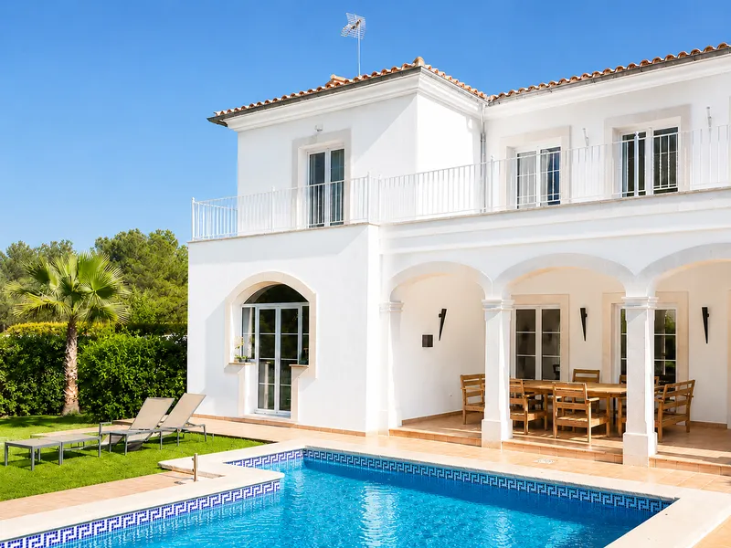 Contemporary Fully Renovated Villa with Pool and Partial Sea Views in Nova Santa Ponsa — photo 1
