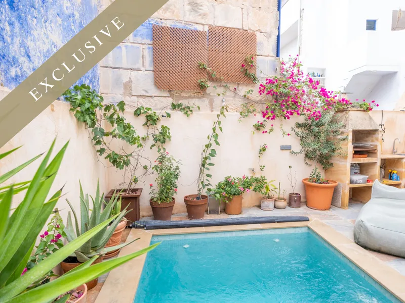 Exclusive! Charming village house for sale in Felanitx — photo 1