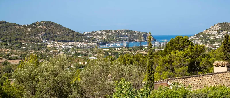 Modern Mediterranean finca near Port Andratx in the southwest of Mallorca with sea views and guest houses — photo 12
