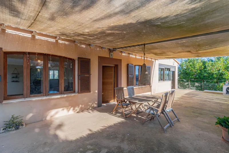 Rustic property with unobstructed views — photo 5