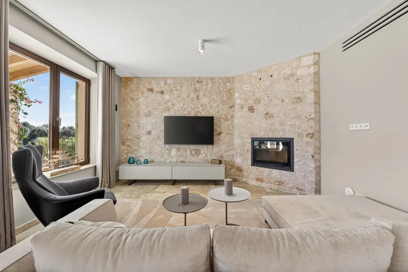 Country house within walking distance of the harbour in Porto Petro — photo 8