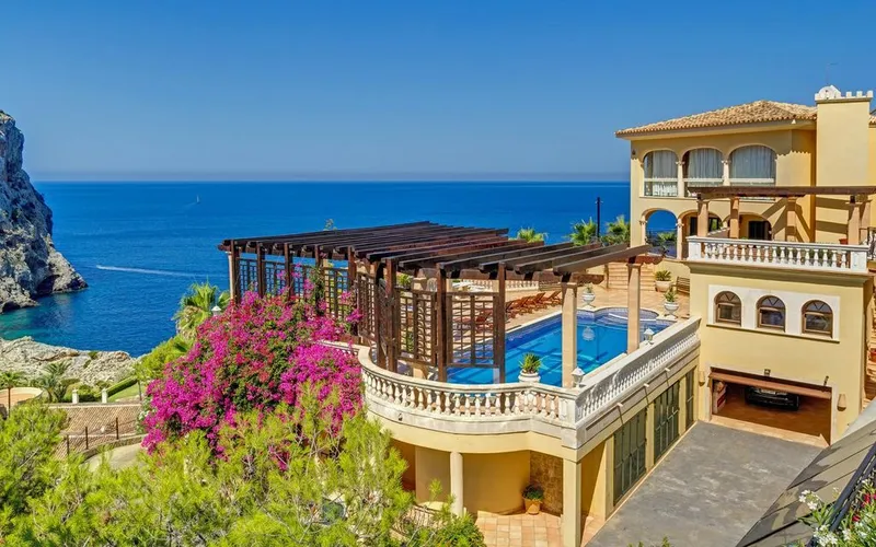 Mansion in Port d'Andratx, Province of Balearic Islands — photo 2