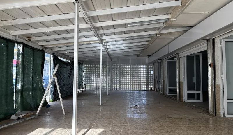 Spacious commercial premises for sale in Alcúdia – multiple possibilities in tourist area — photo 3