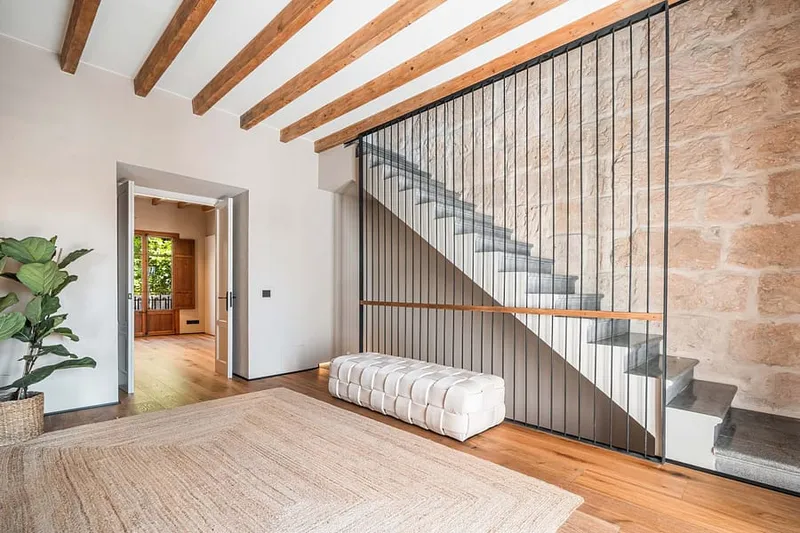 Extraordinary Historic Townhouse with Pool & Style in the Heart of Mallorca — photo 8