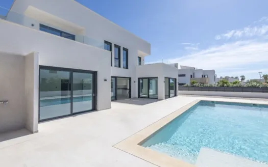 Luxury villa in Sa Rapita with beautiful pool landscape in a quiet location, close to Es Trenc beach — photo 4