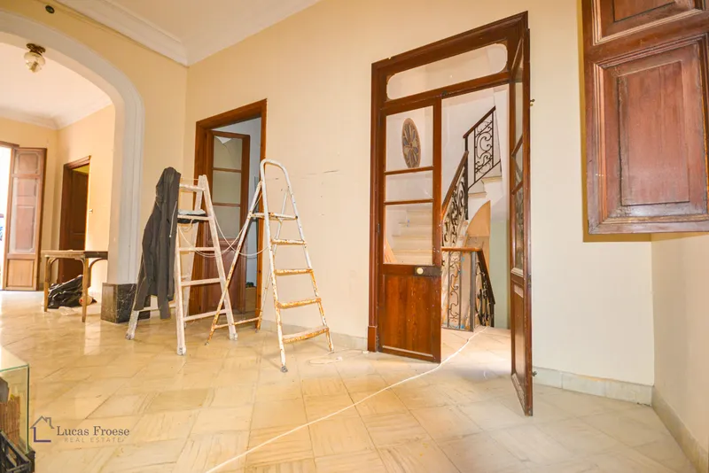 Large townhouse in the center of Felanitx — photo 7