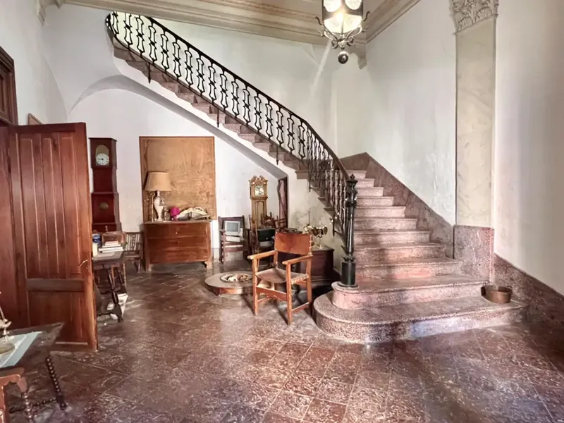 Palacete in Inca, 19th century manor house — photo 1