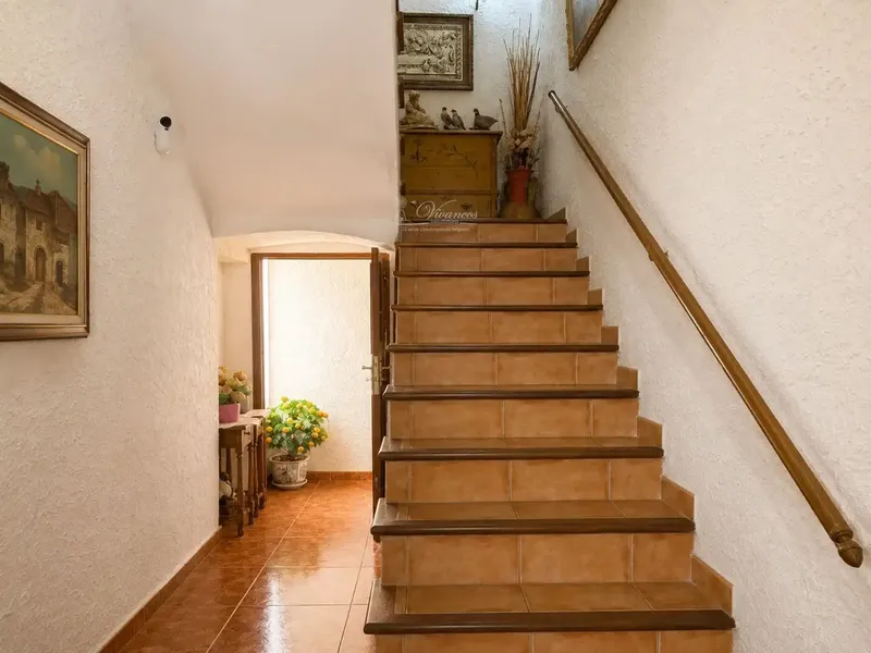 Mallorcan house with terrace in the center of Sa Pobla, 162 m² — photo 11