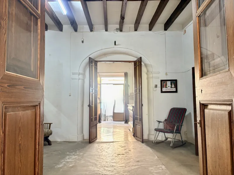 Property to renovate: make your dream of having a beautiful house in the heart of Campos come true — photo 3