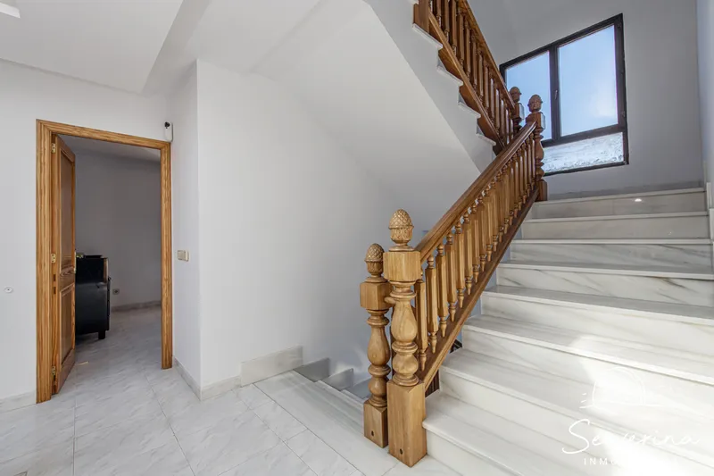 Impressive luxury villa in Cala Bona: tranquility, comfort and exclusivity — photo 6