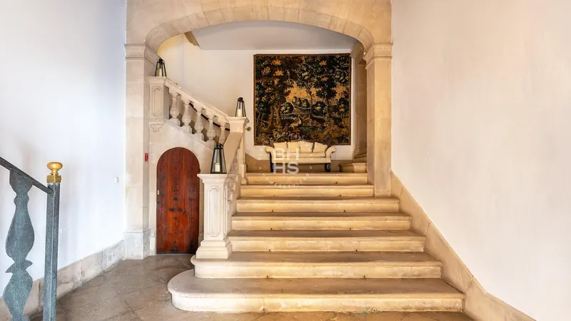 Palace for sale in Sant Jaume — photo 6
