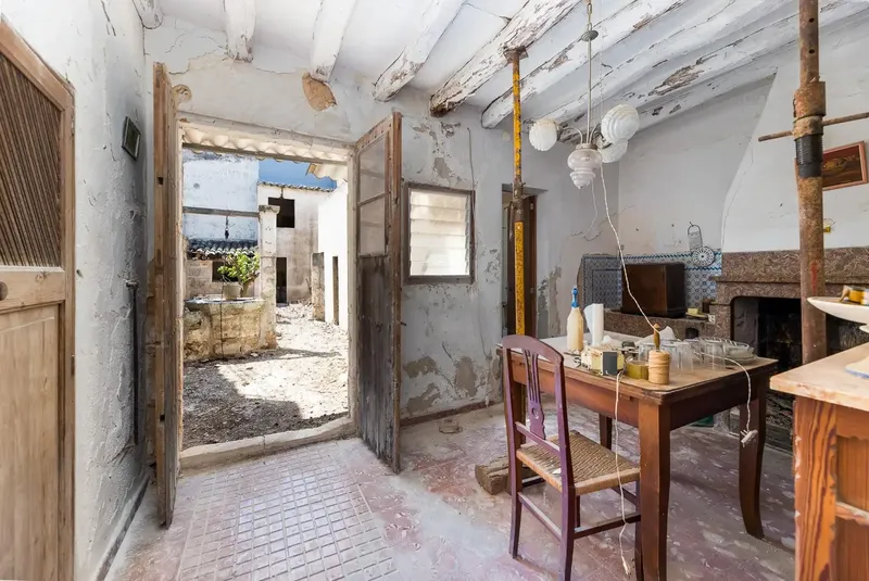 A property with character, space and many possibilities in the heart of Llucmajor — photo 10