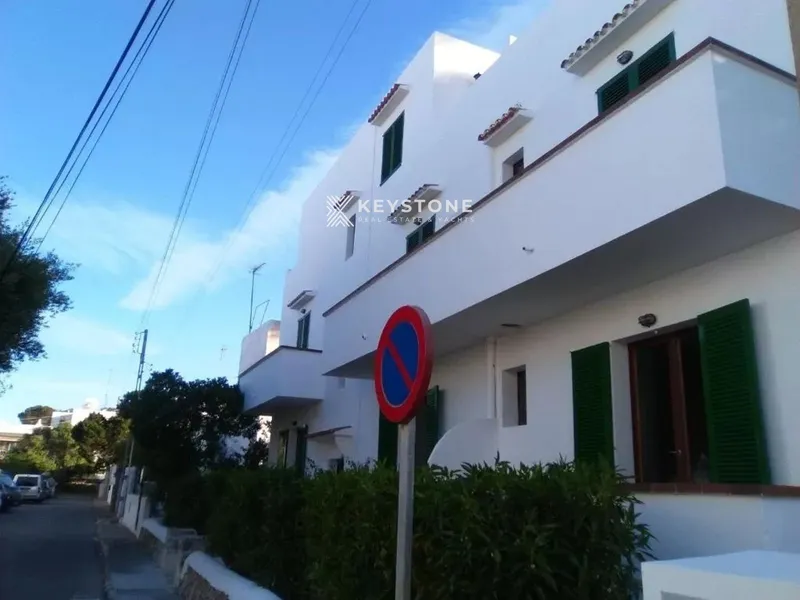 Unique Building — photo 4