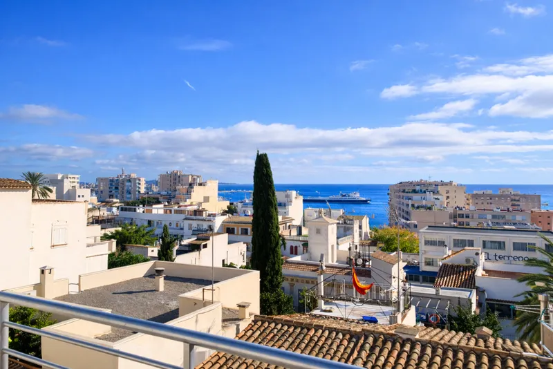 Ref 2003; Attic with extra studio, terraces, sea views and garage for sale in El Terreno — photo 1