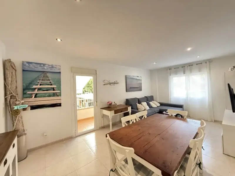Ground floor in an excellent location in Playas de Muro, just 200 meters from the beach. — photo 2