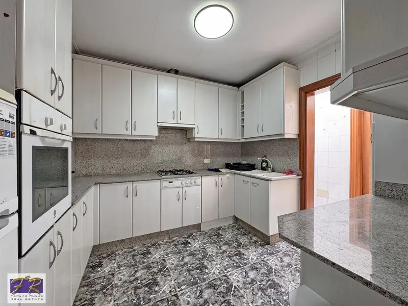 🏠 Single-family property with industrial garage, patio and complete home in the heart of Inca — photo 5