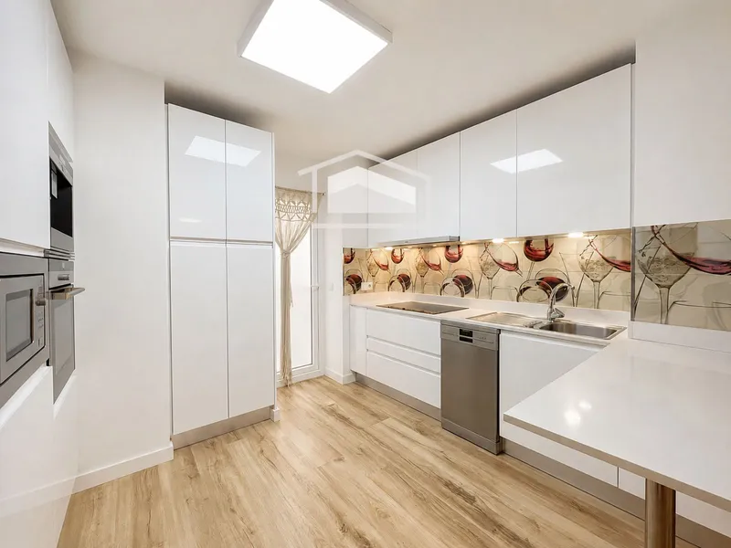 Spacious flat with large terrace and parking in the port area of Colònia de Sant Jordi — photo 11