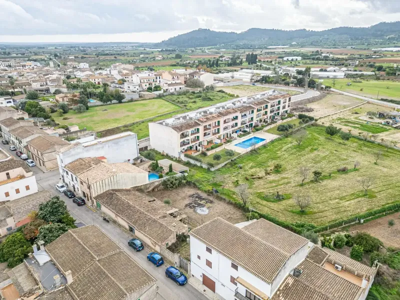 For sale in Porreres with an area of 855 m², ideal for investors or real estate developers. — photo 5
