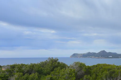 Cala Ratjada, dream-location villa with gigantic sea views, shell construction for individual finishing — photo 4