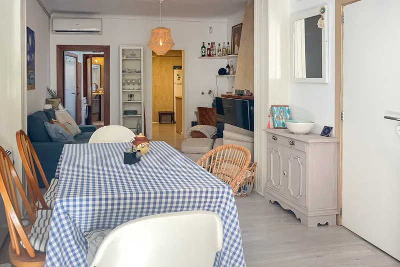 Townhouse with 3 bedrooms, patio, balcony and roof terrace with view of Sant Salvador — photo 4