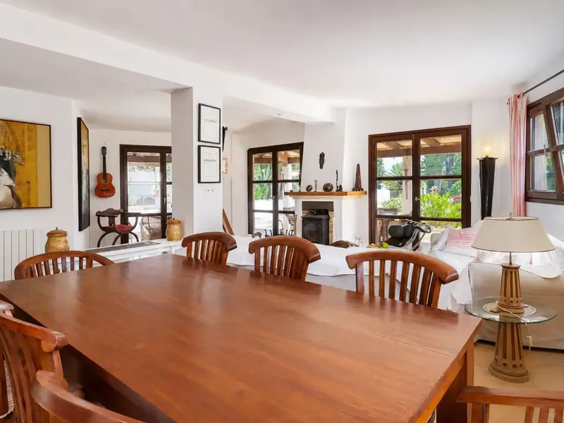With ETV license! A place of absolute well-being is this charming 372 m2 finca in Puerto Pollensa on a plot of approx. 7,600 m2 with — photo 11