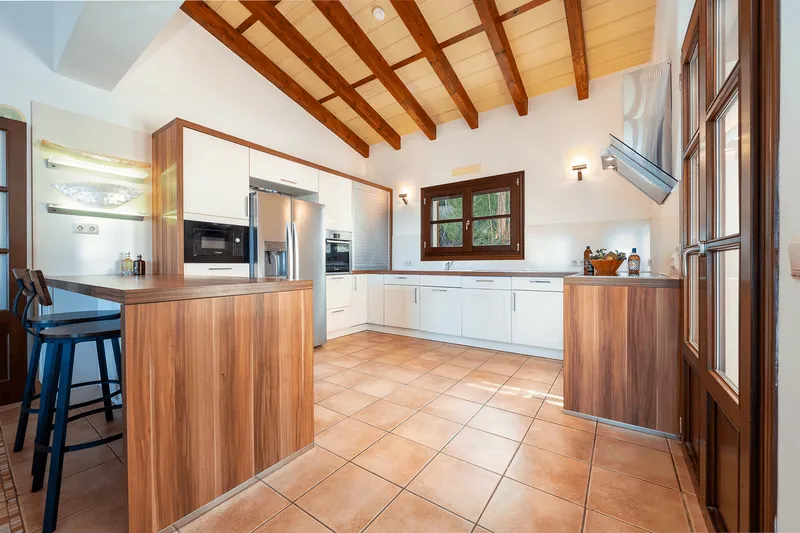 Country house with pool in Manacor — photo 9