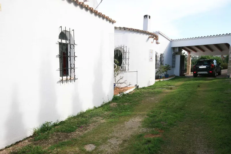 House — photo 6