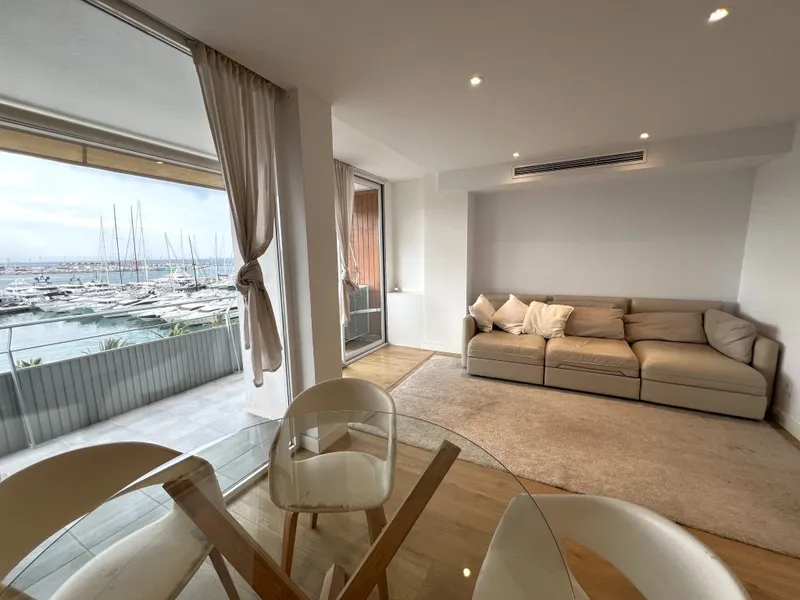 Fantastic apartment on the first line of Paseo Marítimo in Palma — photo 3