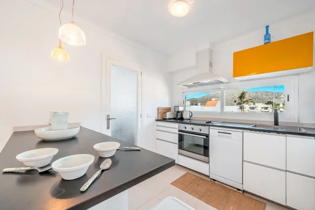 Penthouse with Sea Views for Sale in Puerto Pollensa, North Mallorca — photo 9