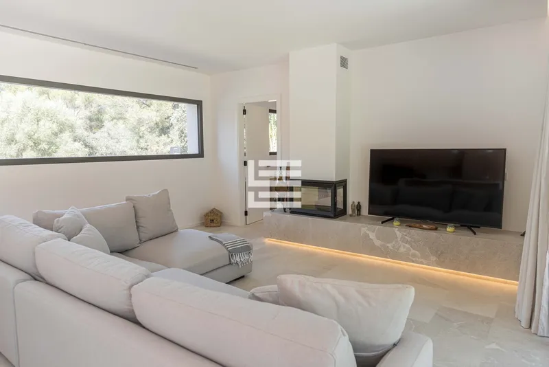 Exclusive Contemporary Villa for Sale in Bonaire, Alcúdia — photo 8
