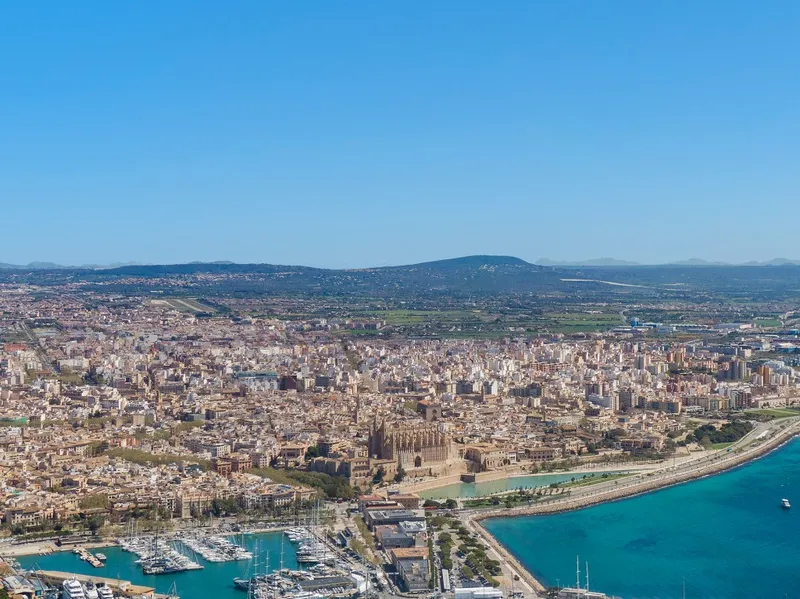 Gated complex apartment for sale in Sant Agusti with covered terrace and sea views — photo 9