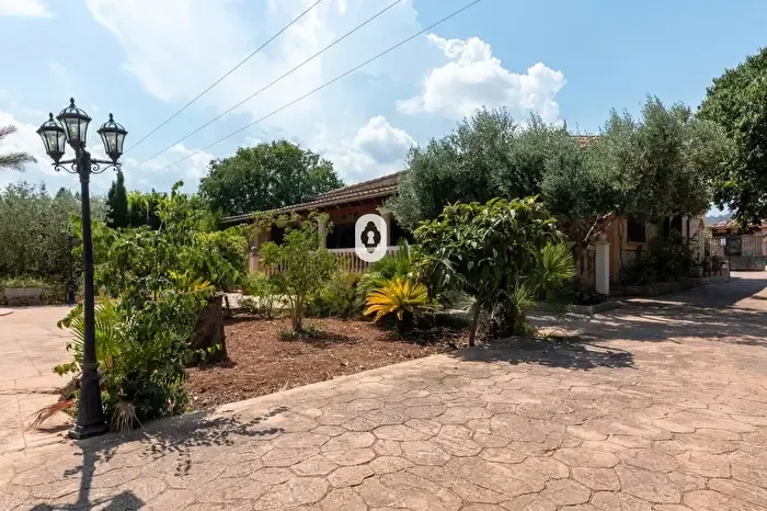 Casa en venta de 4 habitaciones en Lloseta, Illes Balears — photo 2