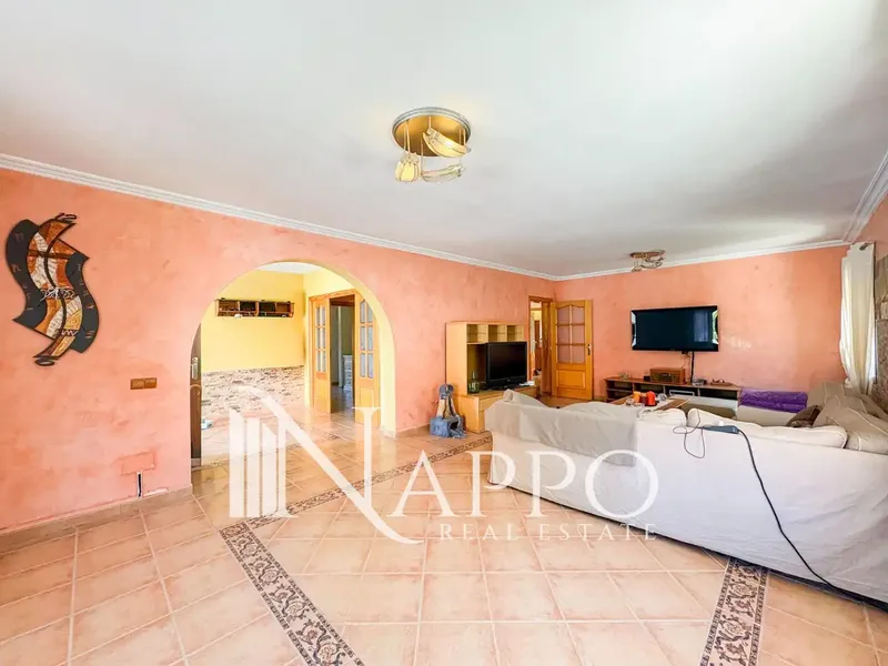 Nappo Real Estate is pleased to present this magnificent detached villa located in Palmanova, one of the most sought-after residential areas — photo 7