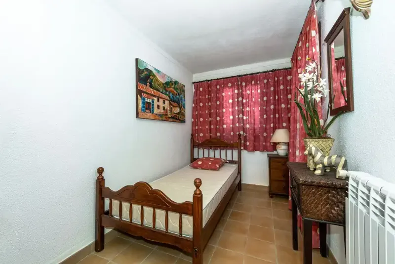Presented exclusively by Balearic Properties, this charming house is located in the highly sought-after area of Gotmar, Puerto Pollensa. — photo 12
