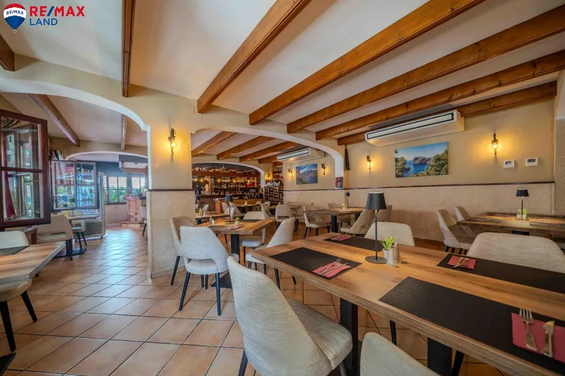 Unique Opportunity in Peguera – Business Plus Commercial Premises for Sale — photo 7