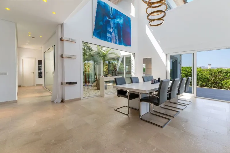 Contemporary five-bedroom sea-view villa for sale in Santa Ponsa — photo 10