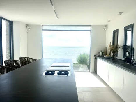 Newly built villa with sea access — photo 2